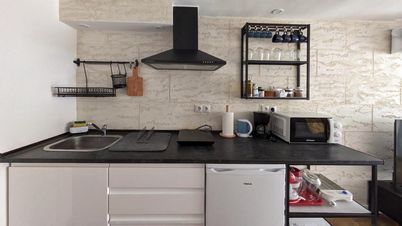 Suite Duplex Con Terraza Independiente Brunete Ngoại thất bức ảnh
