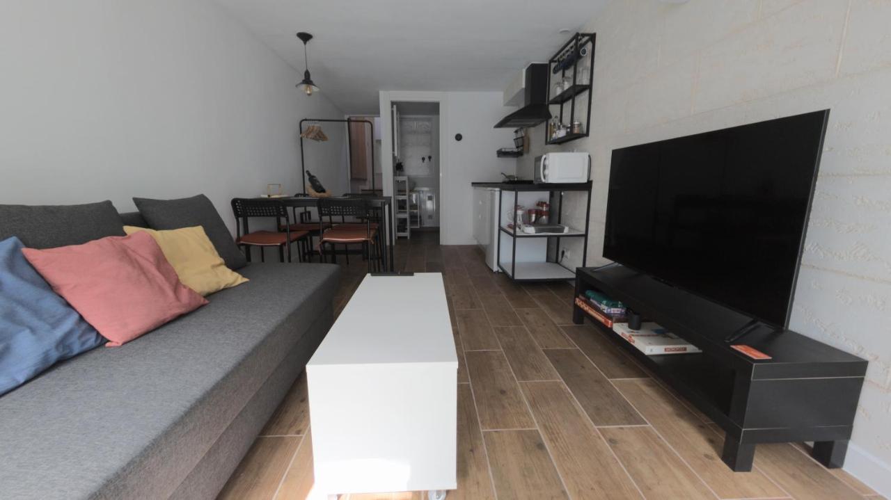 Suite Duplex Con Terraza Independiente Brunete Ngoại thất bức ảnh
